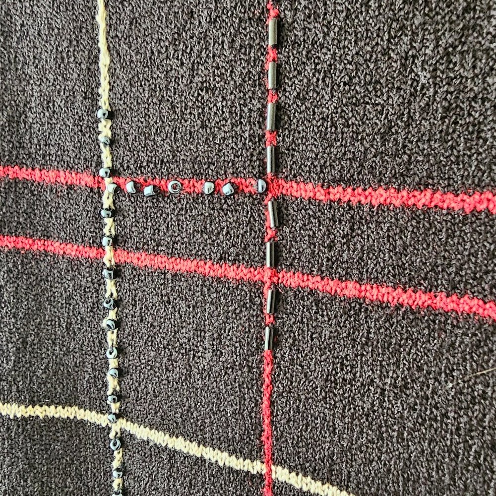 Petite Sophisticate Plaid Scoop Neck Knit Top Vest | NWOT | SP | Blk Red Cream - Picture 12 of 16